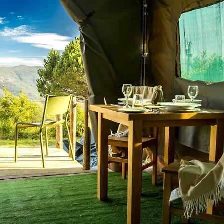 Scenic Safari Glamping Escape With Cavado River Views Near Peneda-geres In Ventosa, Portugal * Ventosa (Braga)