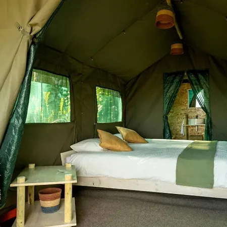 Scenic Safari Glamping Escape With Cavado River Views Near Peneda-geres In Ventosa, Portugal *
